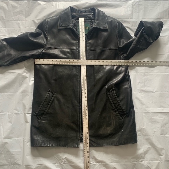 Danier 100% genuine leather coat black Mens size MED full zip with collar - Picture 14 of 16